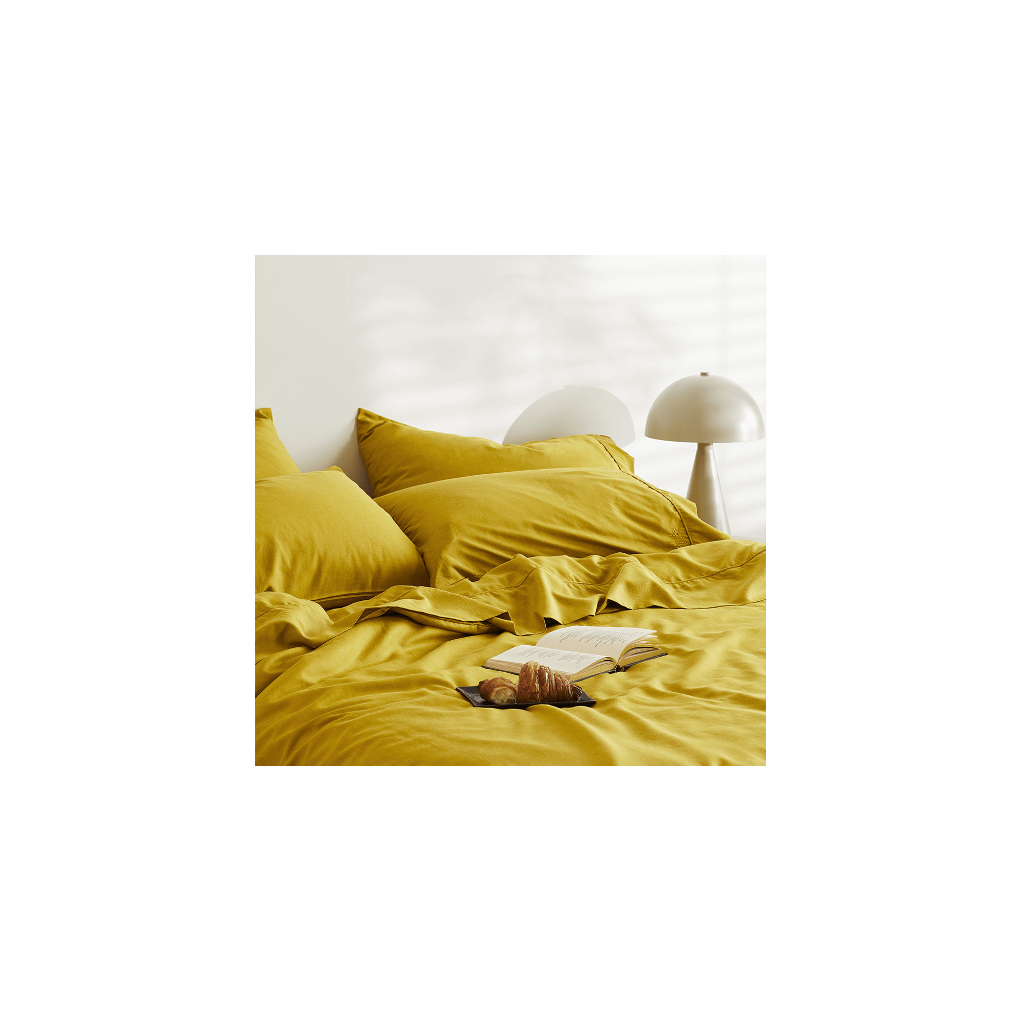 Signature Sateen Pillowcase, King Pillowcase + Pillowcases 2 King, Honey