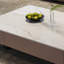 Table basse simple et moderne-438371906