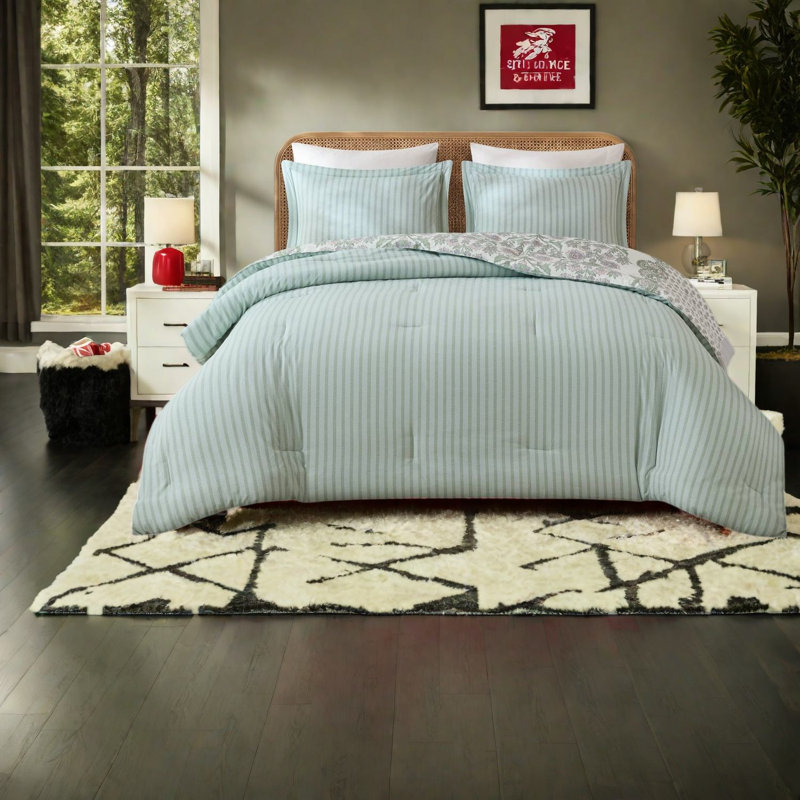 Green King Cal King Bedding Sets, Reversible Floral Cotton Rich Comforter