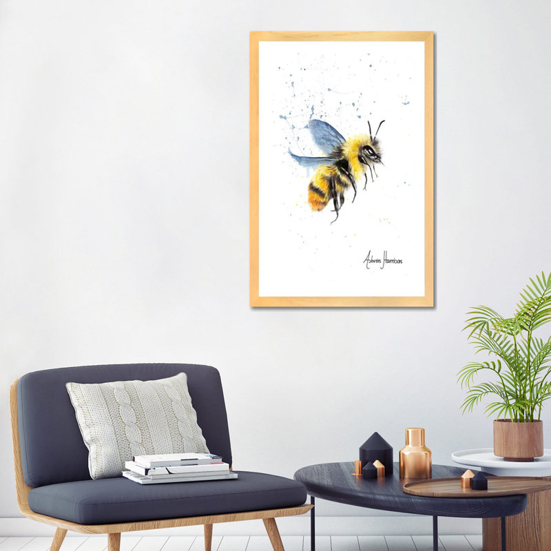 «Sun Bee» par Ashvin Harrison - impression, Blanc, H 32 po x l 24 po x P 1 po, Toile avec cadre en bois beige