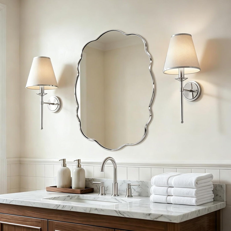Miroir de salle de bain ovale contemporain festonné ondulé | Cadre en acier inoxydable, Chrome poli, 30 po x 22 po