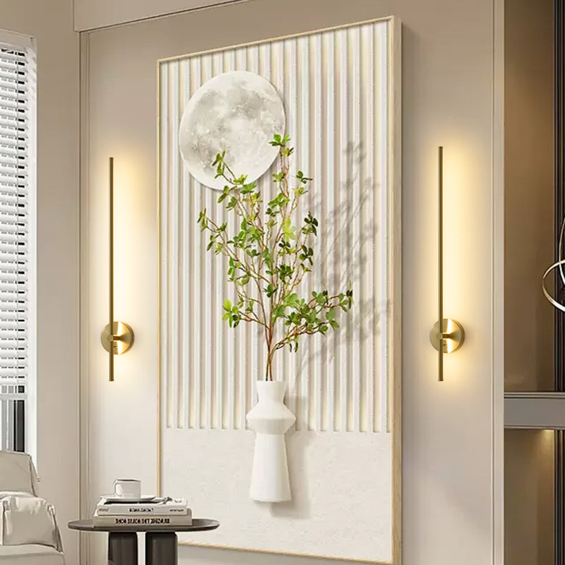 Applique murale en aluminium à intensité variable avec rotation de 350 degrés Betti, Or, H 31,5 po x l 4,72 po x P 3,74 po