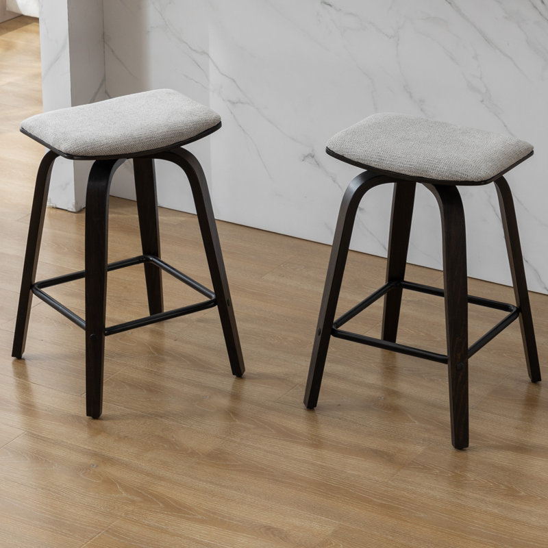 Tabouret de comptoir pivotant 26 po avec structure en bois cintré, Gris