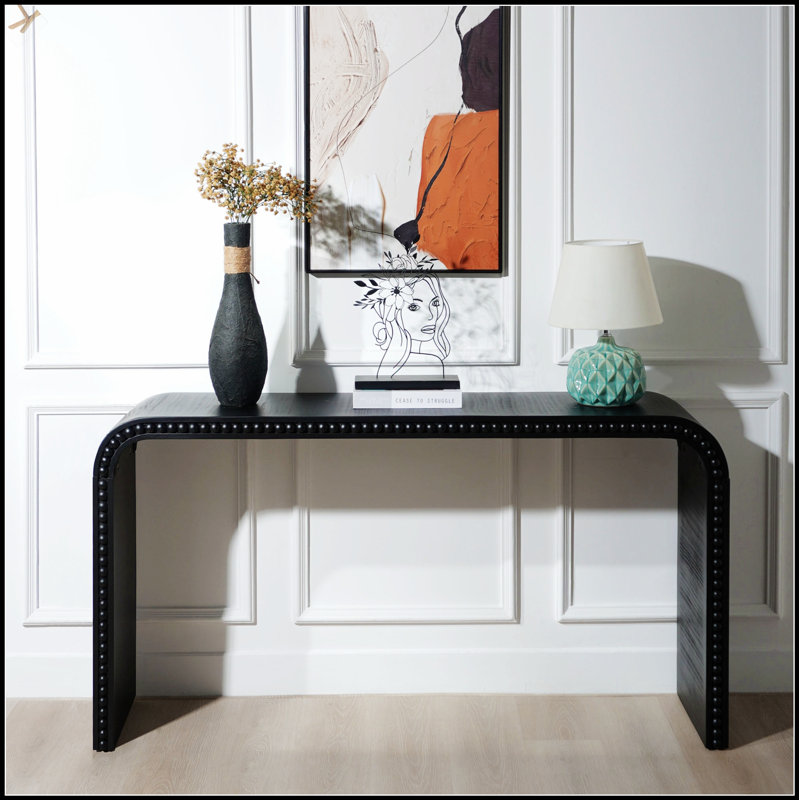 Élégante console en bois noir avec motif de cascade incurvée et perles en bois fabriquées à la main pour des entrées et des couloirs élégants