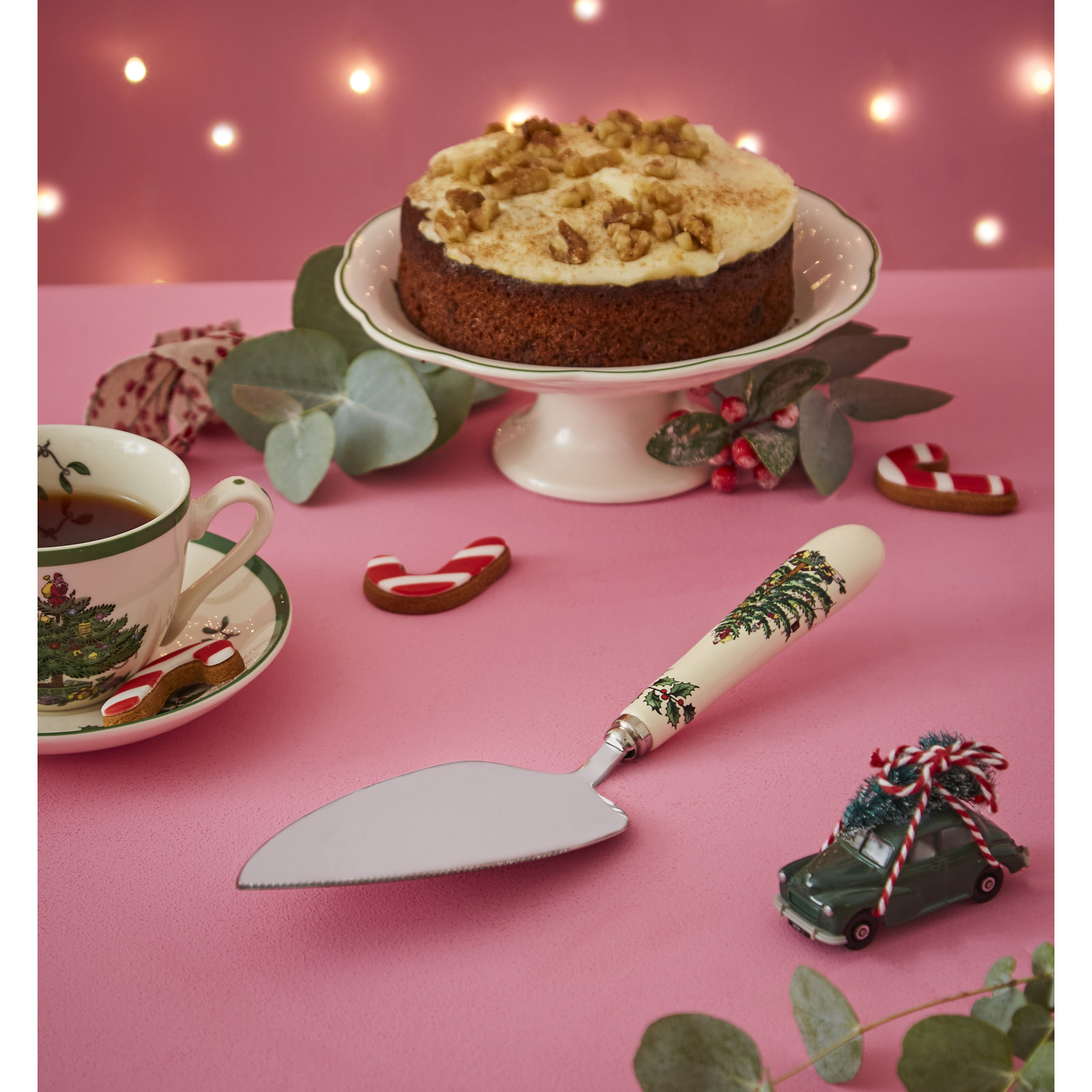Christmas Tree Pastry Server
