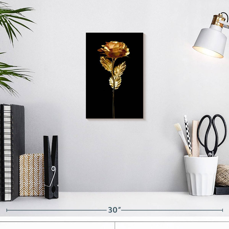 Fleur de rose dorée, H 12 po x l 8 po