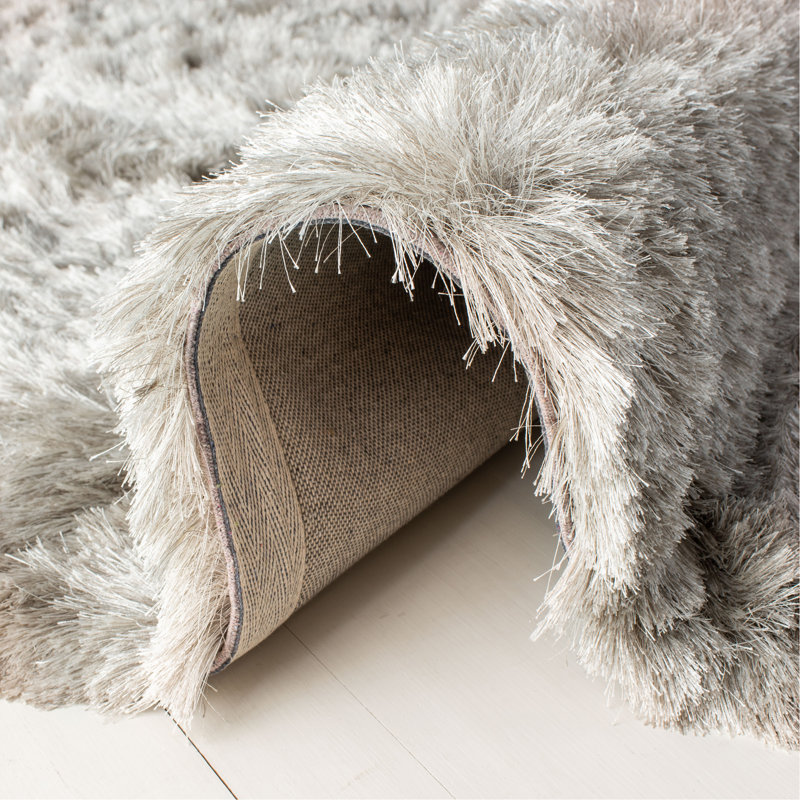 Tapis décoratif gris clair à poil long touffeté à la main Morrell, Tapis de couloir 2 pi 3 po x 12 pi
