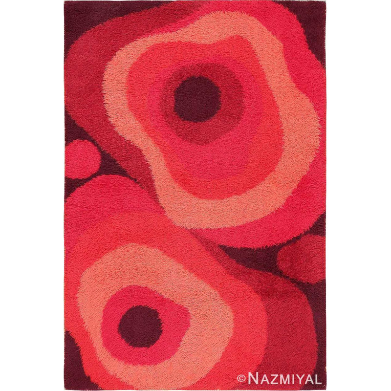 Tapis rouge à poils longs Rya
