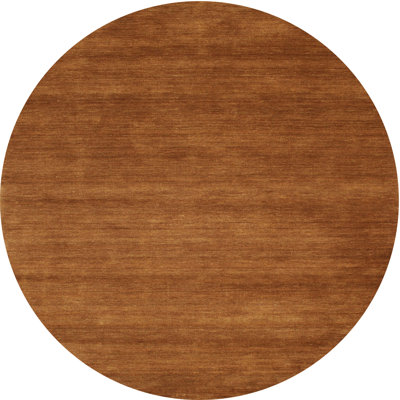 Tapis brun contemporain