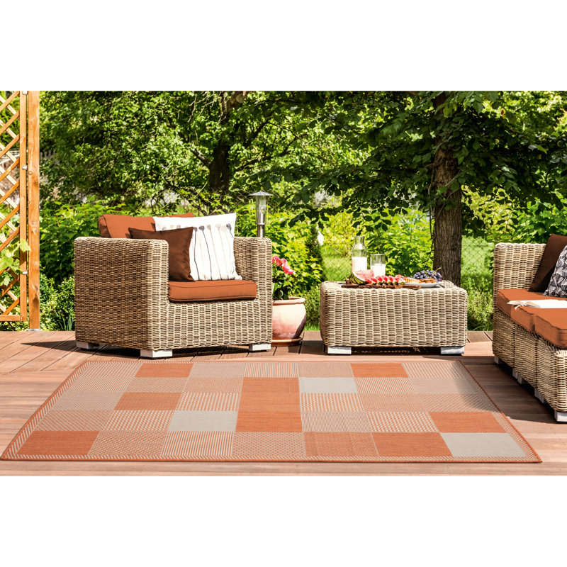 Faro Indoor Rug, Rectangle 5'3" x 7'6"