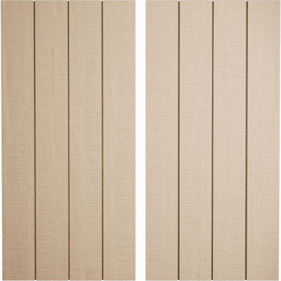 Volets rustiques à quatre planches en faux bois