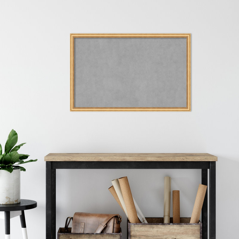 Tableau magnétique magnétique en métal, 22" H x 34" W, Or
