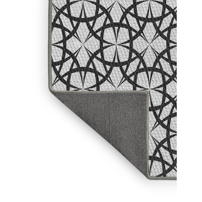 Tapis gris/noir tissé à la machine, Rectangle 2 pi x 4 pi
