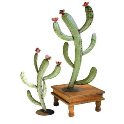 Ensemble de 2 sculptures en métal de cactus en fer recyclé H 26 po Kalalou