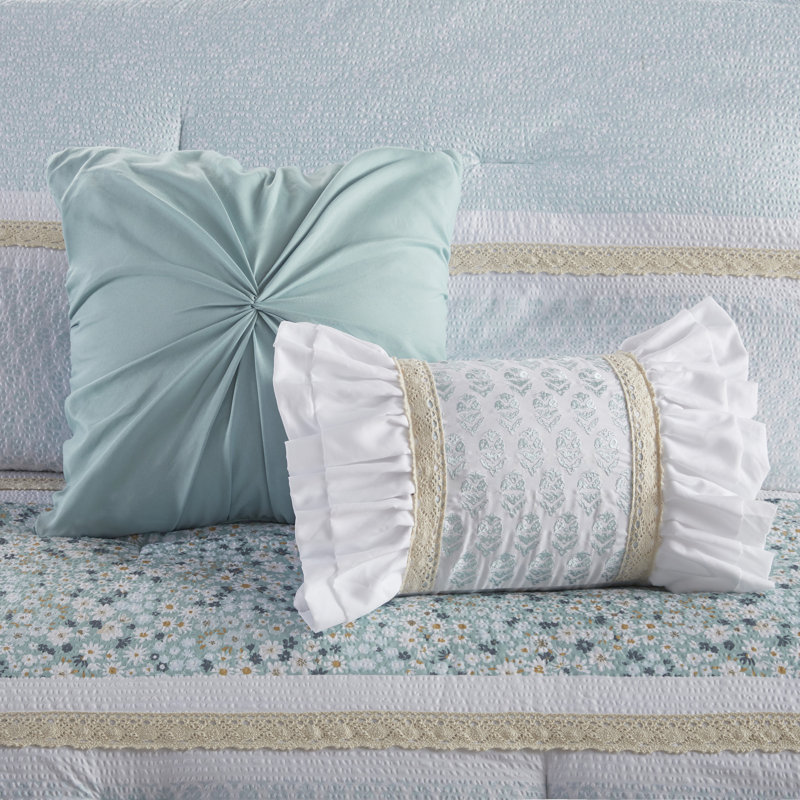 Caralie 5 Piece Seersucker Comforter Set with Throw Pillows, Queen Comforter + 2 Standard Shams + 2 Pillows, Aqua