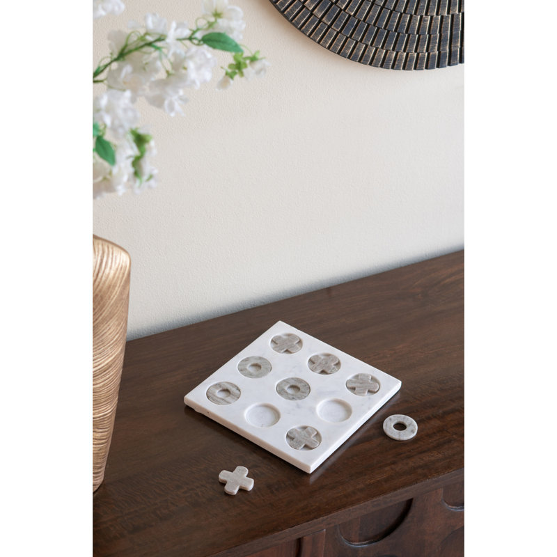 Ensemble de tic-tac-toe en marbre blanc 9 x 9 po avec pièces gris naturel