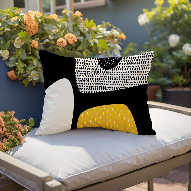 Coussin lombaire réversible intérieur / extérieur Vikka, H 14 po x l 20 po, Jaune / noir / blanc cassé