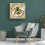 «Honey Bee 02» par LightBoxJournal, impression sur toile tendue-553810384