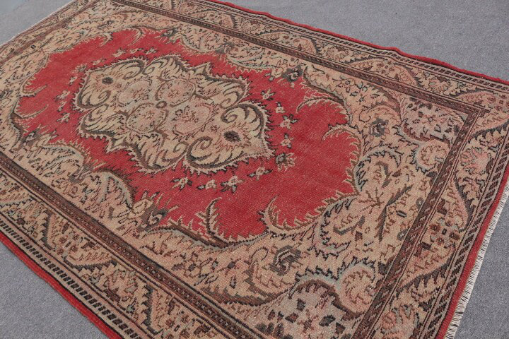 Large Turkish Rug in Red Ideal For Bedroom Or Living Room With Cool Vintage Style