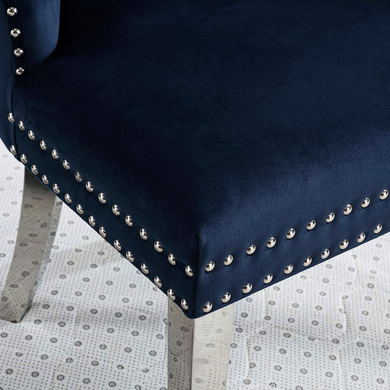 2 pièces, bleu, dossier à oreilles, pieds avec chaises à garniture cloutée, 2 pièces, dossier bleu et ravissante