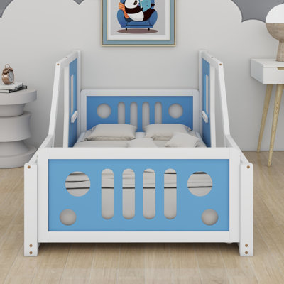 Classic Car-Shaped Platform Bed With Wheels
