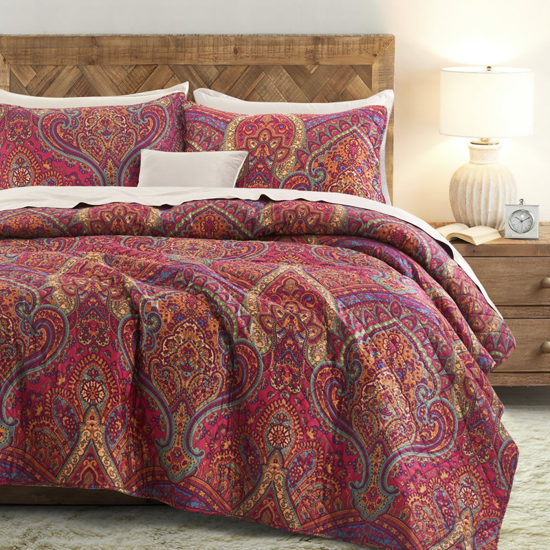 Egyptian-Quality Cotton 3 Piece Coverlet Set, Queen Quilt + 2 Queen Pillow Shams