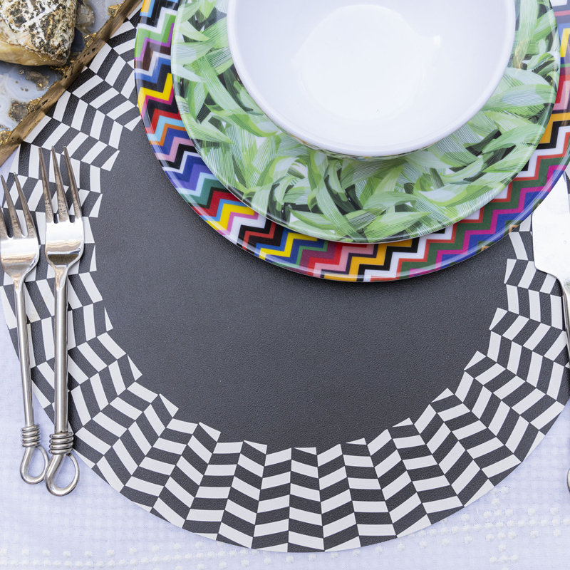 B&W Chevron Dinner Plate
