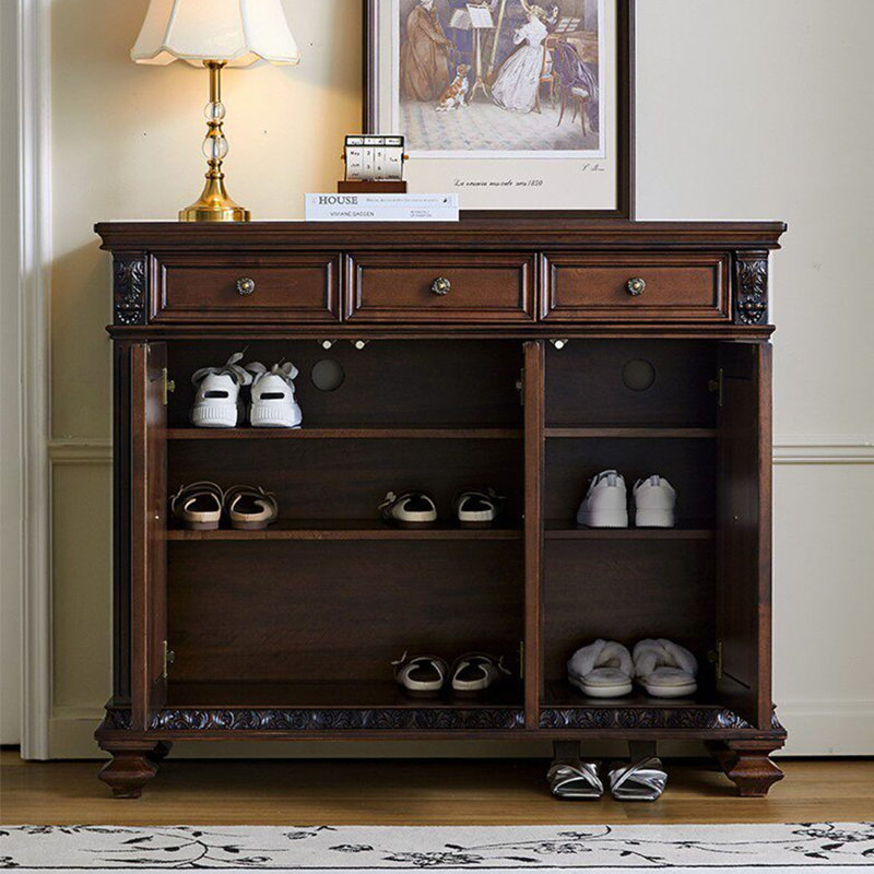Armoire à chaussures sculptée de style américain