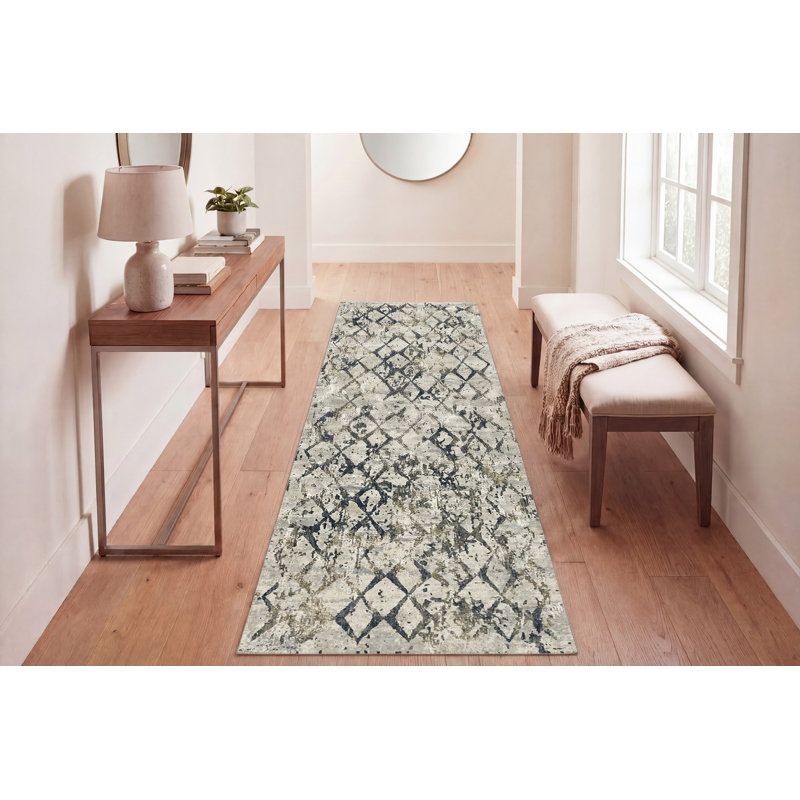 Alverez Geometric Indoor Rug, Runner 2'2" x 7'7"