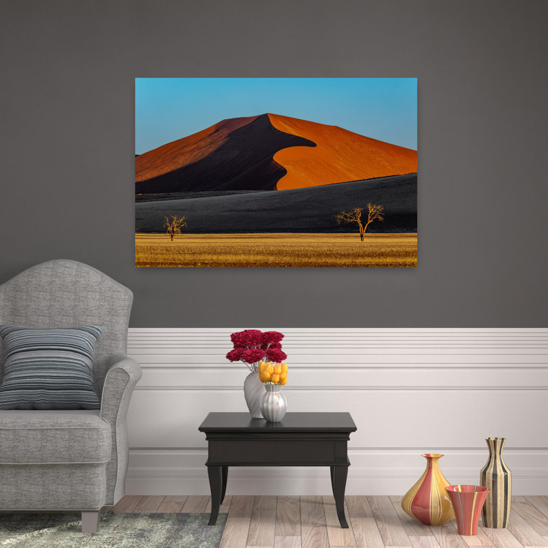 Golden Golden Dune, paysage dramatique minimaliste, nature, paysage mural, 32" H x 48" W
