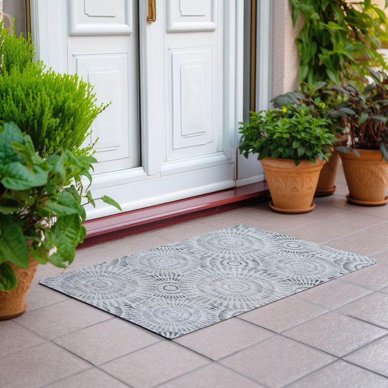  Corrisa Area Rug, Rectangle 1'8" x 2'6"