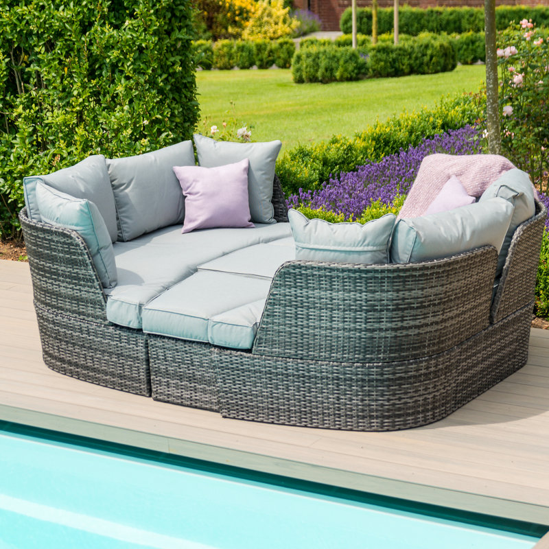Finna Rattan Daybed, Grey