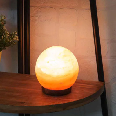 Globe Lamp