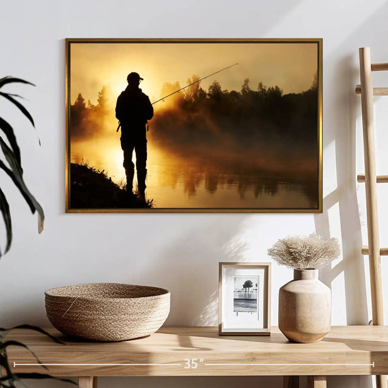 Pêche sur une berge brumeuse, Cadre flottant doré, 25 po x 17 po