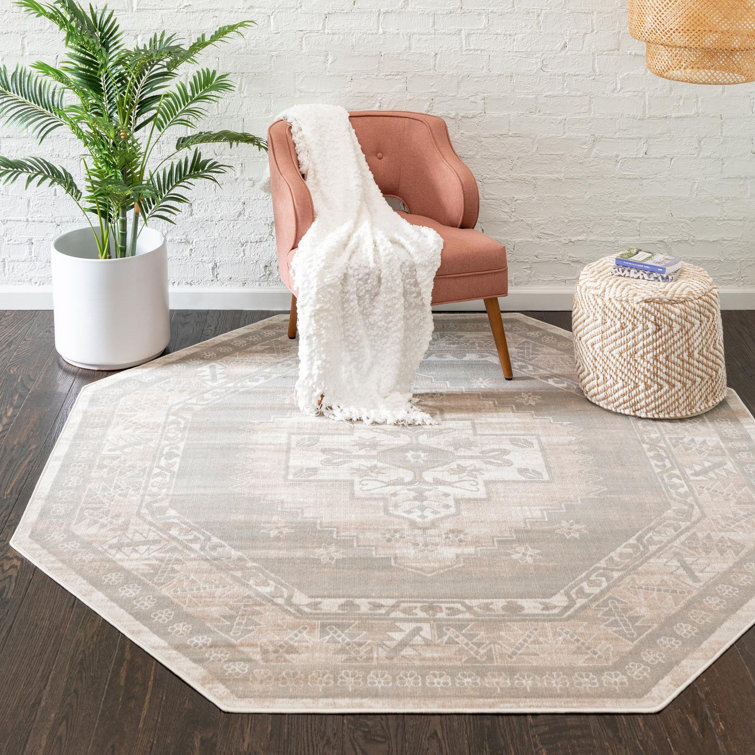 Edvardas Oriental Indoor Rug