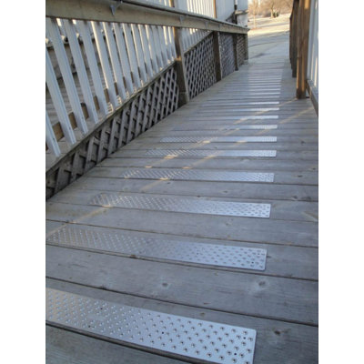 Roulement antidérapant H 0,01 po x l 3,75 po x 48 po