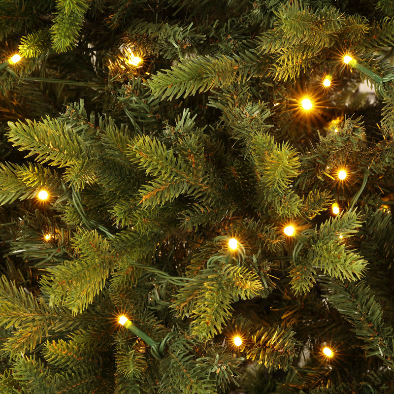 Arbre de Noël artificiel 7,5 pi pré-éclairé