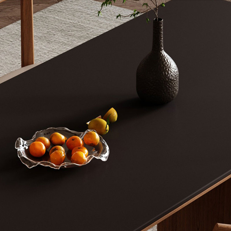 Table robuste avec plateau et pieds de qualité., H 29,53 po x L 55,12 po x l 31,5 po