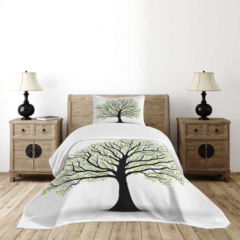 White Twin Quilted Bedspread Set with Tree Design