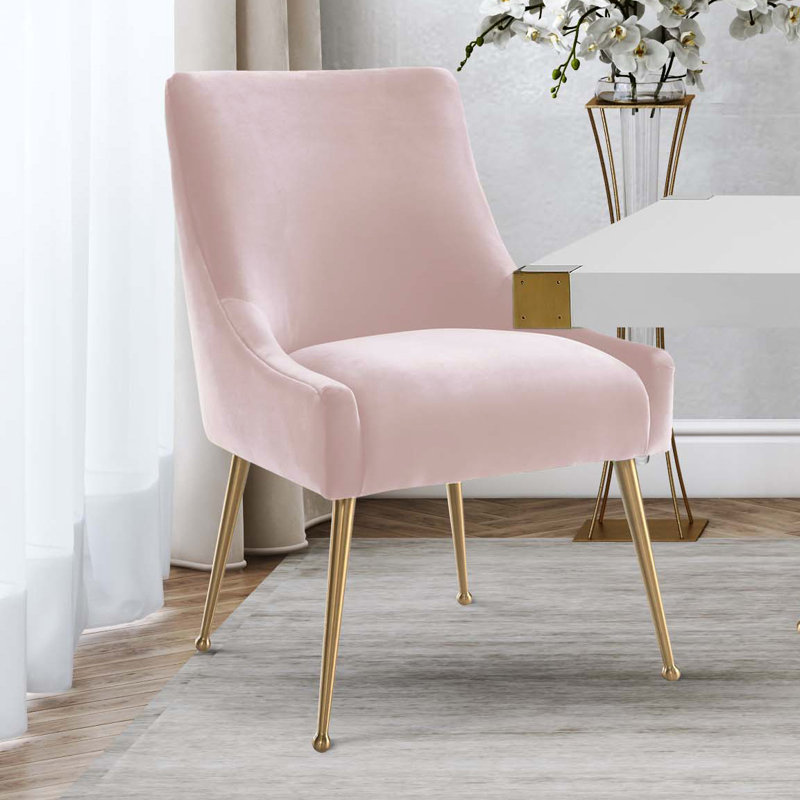 Chaise d'appoint rembourrée avec revêtement en velours Rizo, Velours rosé, Doré