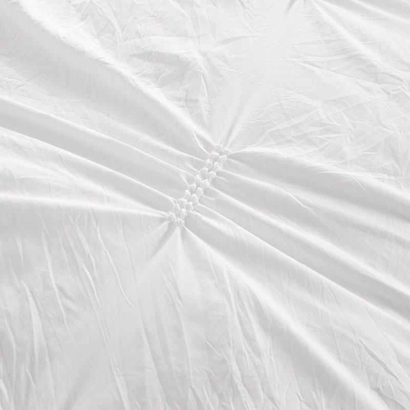 Ashley Polyester Channel Comforter, King Comforter + 1 Sham