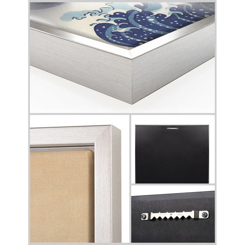 «The Great Wave off Kanagawa» par Katsushika Hokusai - reproduction d'art sur toile tendue, H 18 po x l 26 po x P 1,5 po