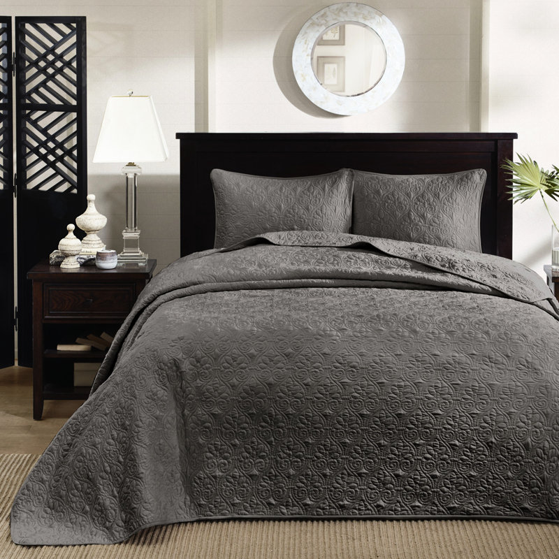 Couvre-lit réversible en grand gris foncé - affiche un rembourrage matelassé et un rembourrage en coton prélavé pour une chambre à coucher magnifique, comprend 2 taies décoratives surdimensionnées de conception supérieure, un rembourrage de confort accru