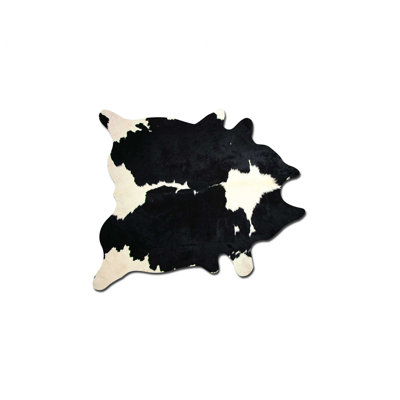 5' X 7' Black And White Cowhide Area Rug