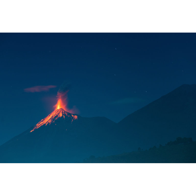 Fuego Volcano Eruption par Shayes17, H 12 po x l 18 po