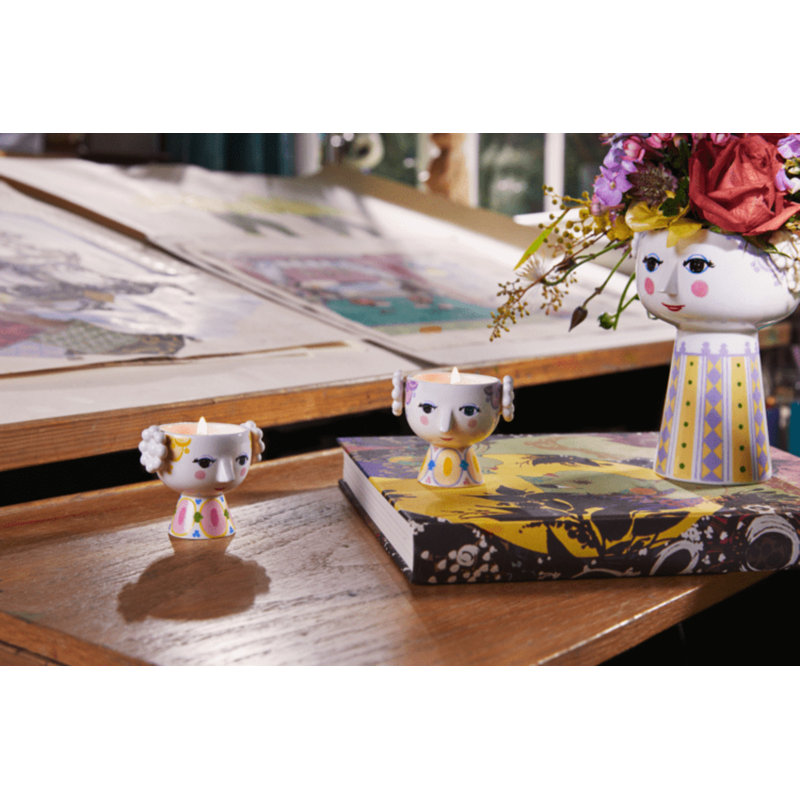Eva Tealight Candle Holder
