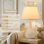 Lampe de table en céramique de 18,11 po de hauteur, corps blanc laiteux avec abat-jour en lin, idéale pour la chambre à coucher, le salon, le chevet et le bureau