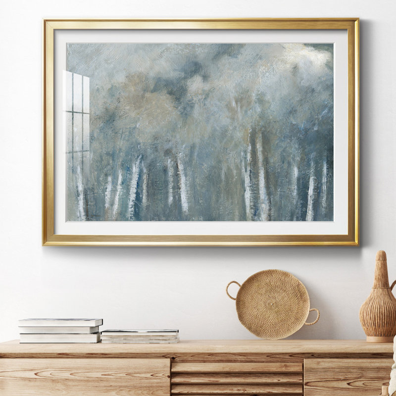 Birch Solitude - peinture encadrée, Cadre doré, H 26,5 po x l 36,5 po x P 1,5 po