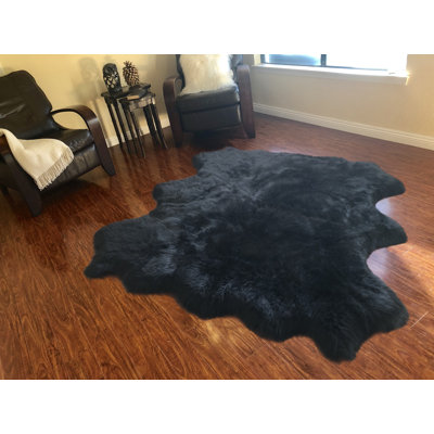Weyer Performance Sheepskin Indoor Rug