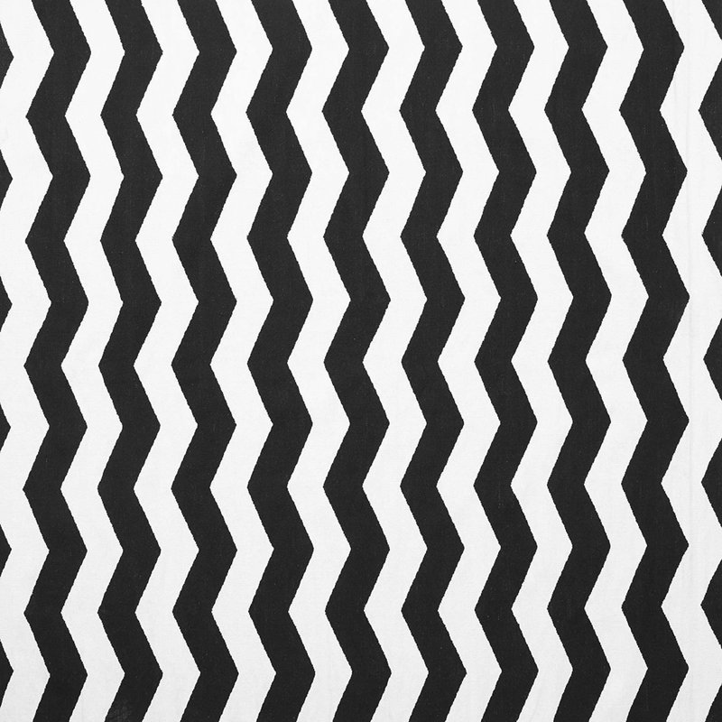 Tapis noir / blanc Adkins, Carré 4 pi
